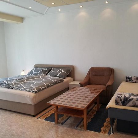 Prenociste Orhideja Hotel Odzak ภายนอก รูปภาพ