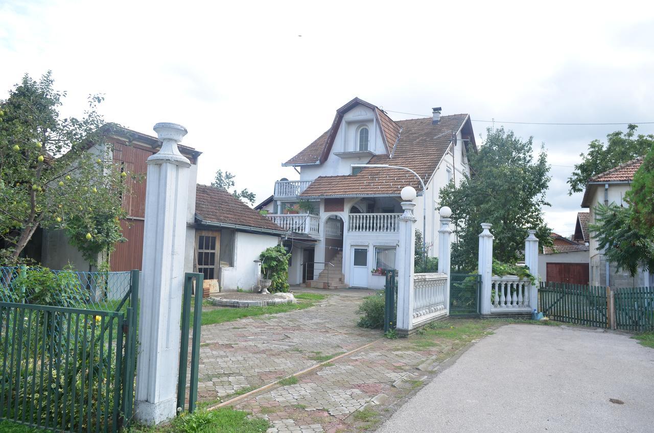 Prenociste Orhideja Hotel Odzak ภายนอก รูปภาพ