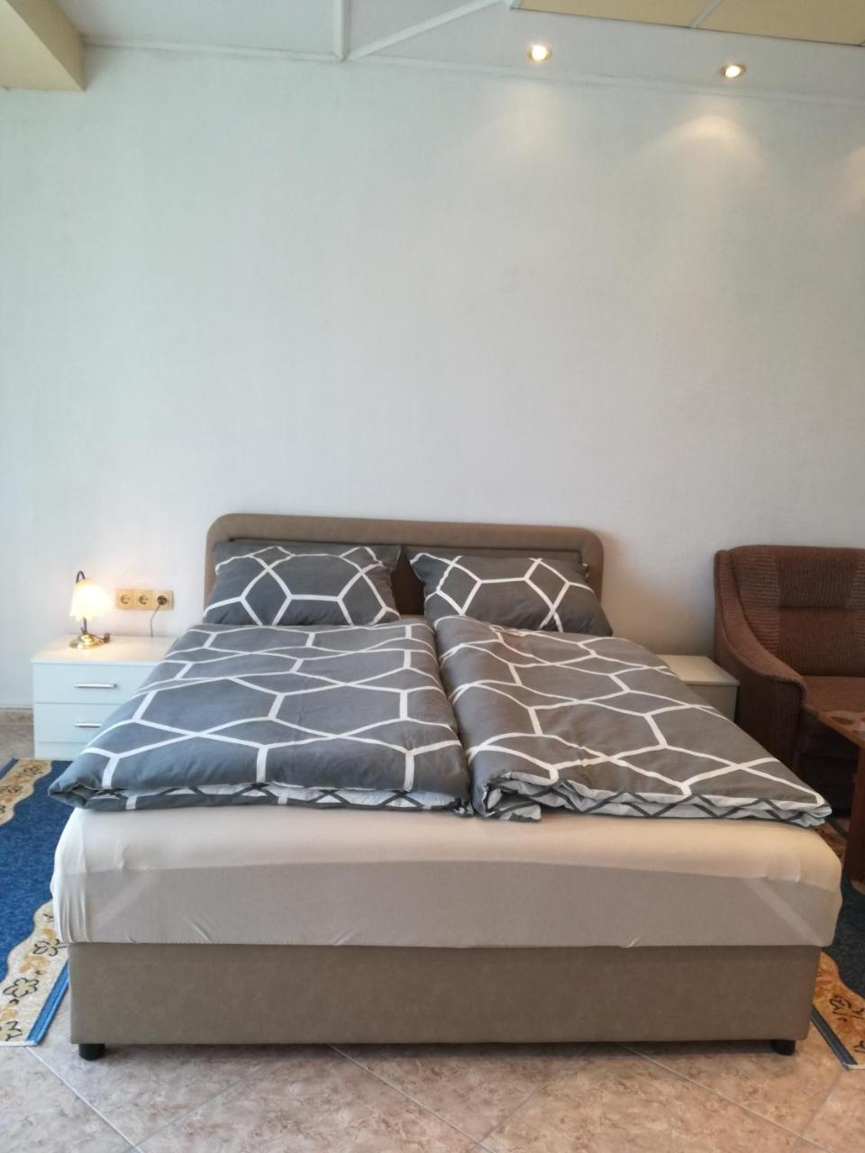 Prenociste Orhideja Hotel Odzak ภายนอก รูปภาพ